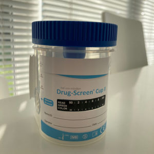 urine drug test cup